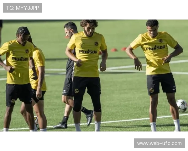 马赛客场稳定性不足，憾负里尔暴露防线问题